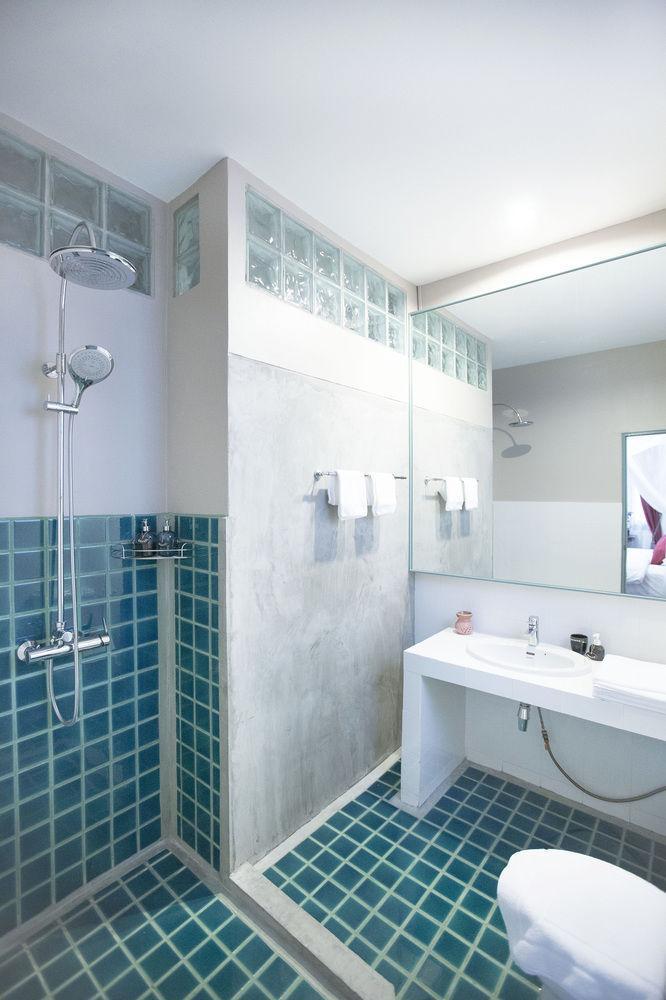 Double Room Private Bathroom